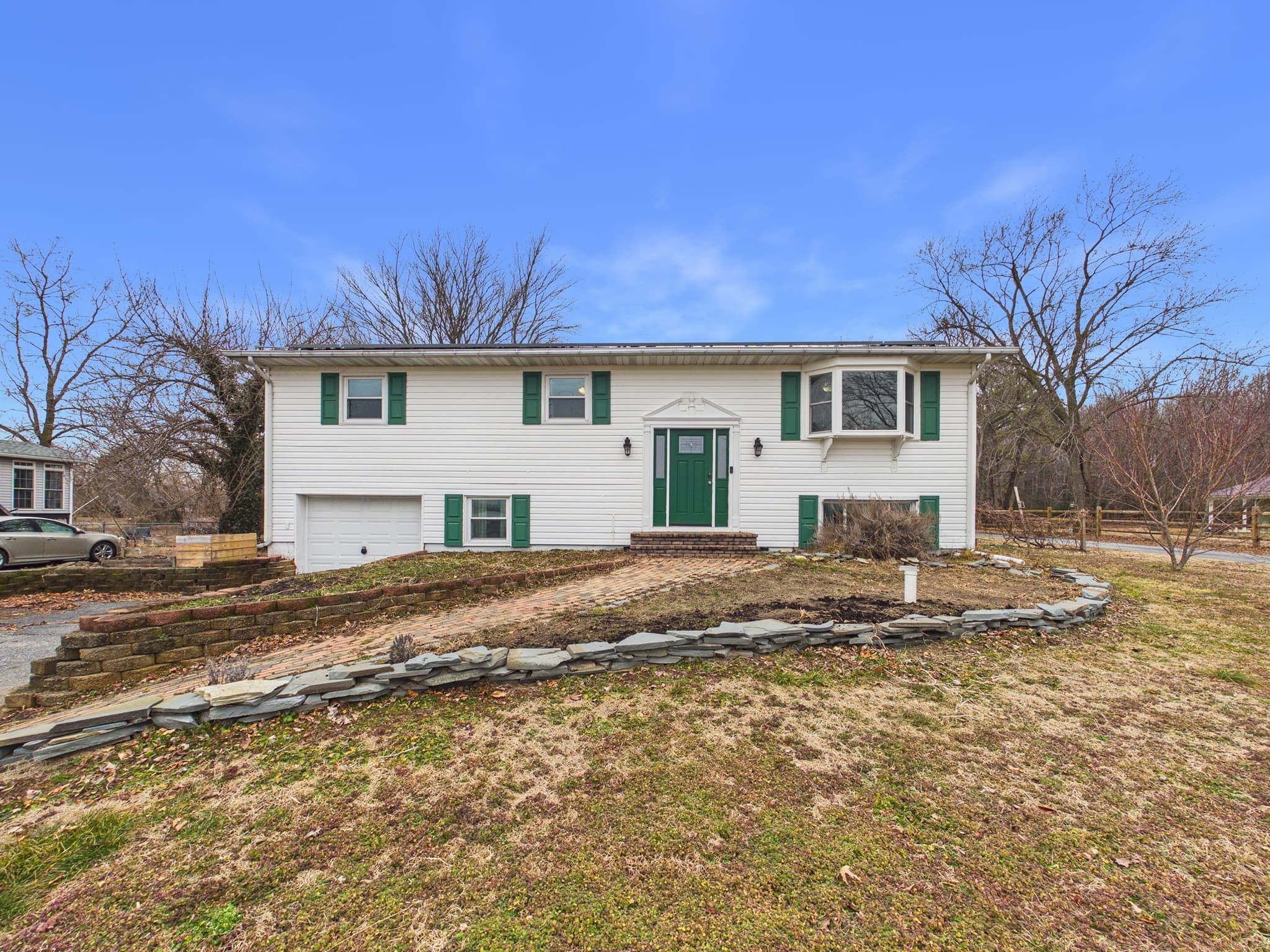 Gallery image slideShow1