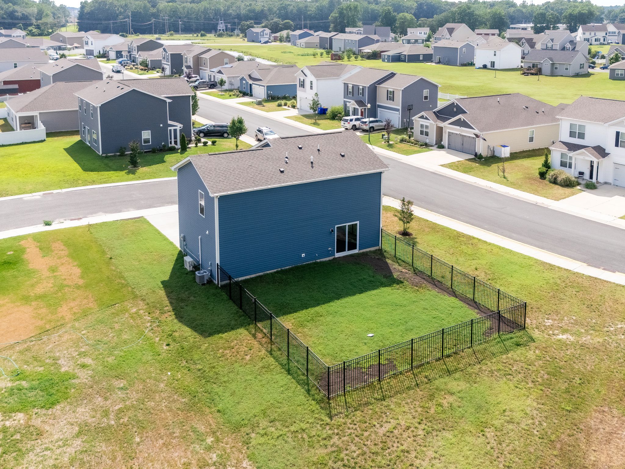 Gallery image slideShow22