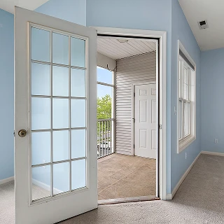 Gallery image slideShow11