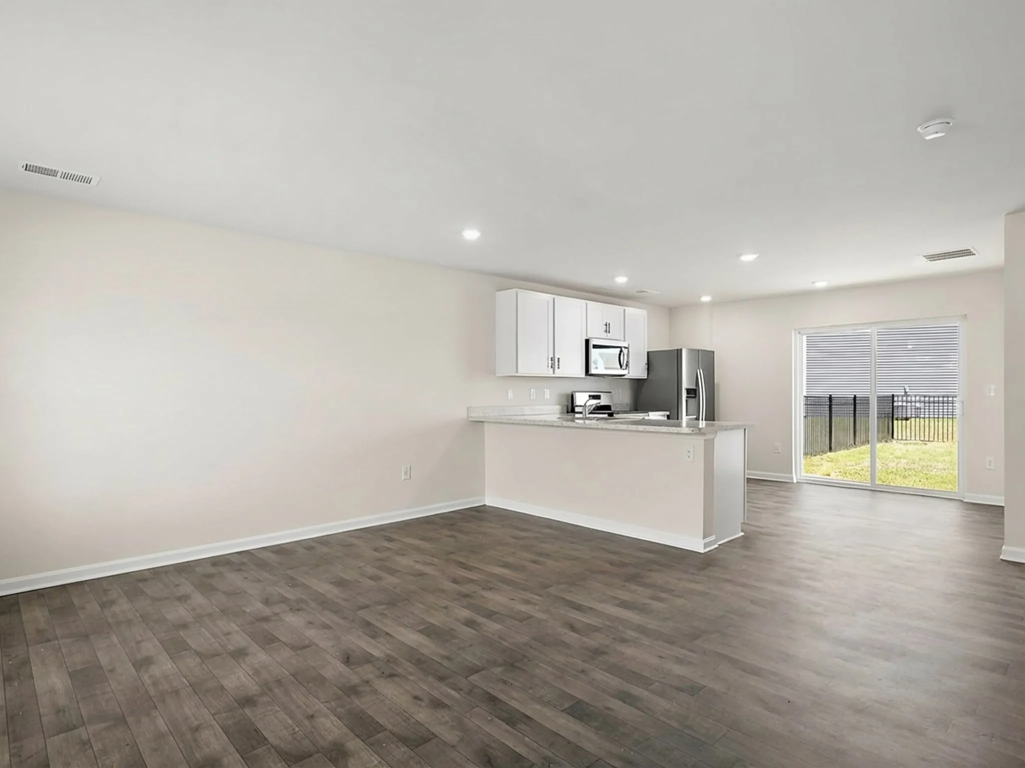 Original room without staging